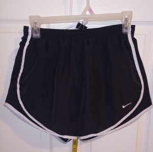 Women's Nike Shorts sz M Black and White Athletic Dri-fit